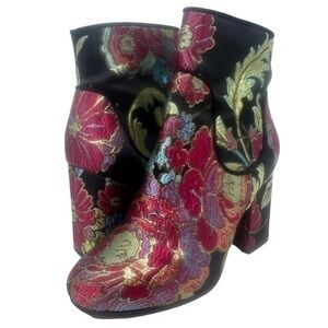 Marc Fisher Ankle Boots